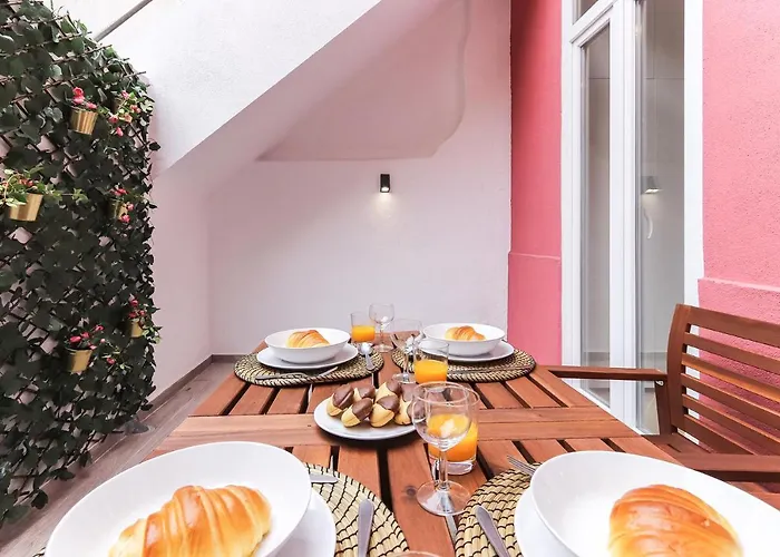Apartamento Portucale ! Design With Terrace